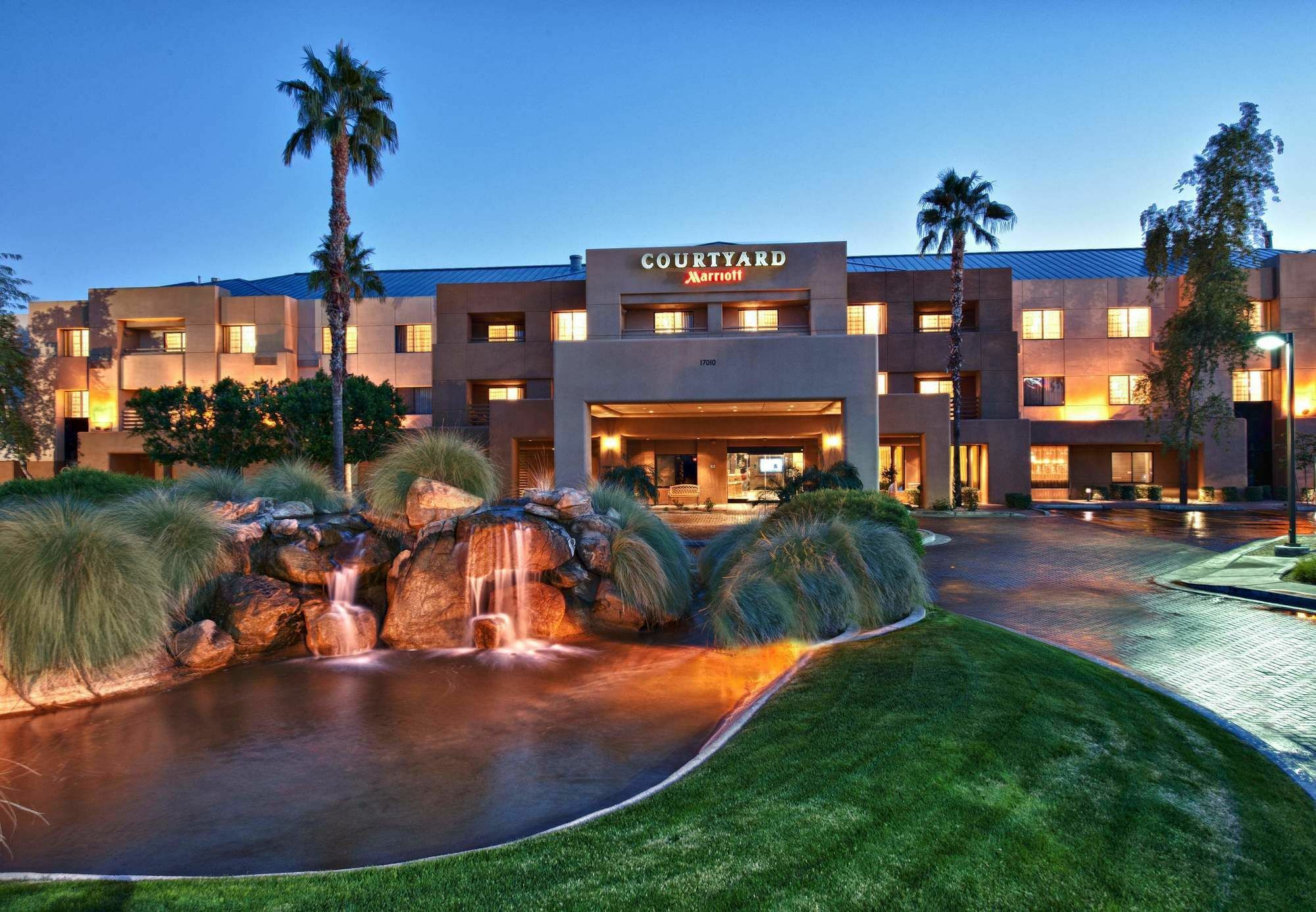 Courtyard Scottsdale North Hotel Bagian luar foto