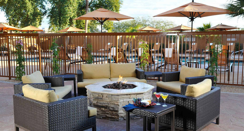 Courtyard Scottsdale North Hotel Bagian luar foto